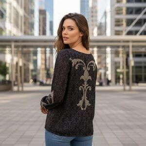 STUDDED TOP Moroccan paisley Pattern low V neck silver metal Lightweight